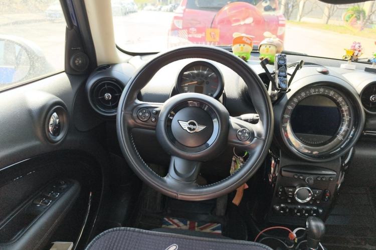 Used MINI Countryman 2016 1.6T COOPER ALL4 Excitement Edition Enthusiast Steering Wheel