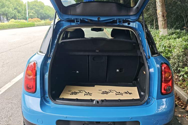 Used MINI Countryman 2016 1.6T COOPER ALL4 Fun Equipment Enthusiast Trunk