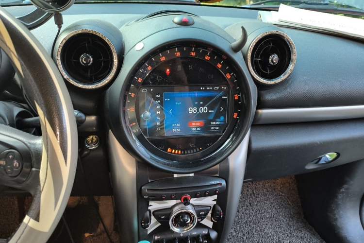 Used MINI Countryman 2016 1.6T COOPER ALL4 Fun Equipment Enthusiast Audio And AC Panel