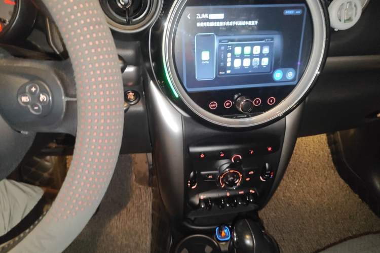 Used MINI Countryman 2016 1.6T COOPER ALL4 Fun Equipment Enthusiast Audio And AC Panel