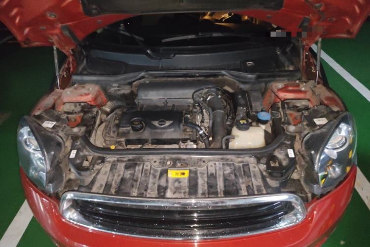 Used MINI Countryman 2016 1.6T COOPER ALL4 Fun Equipment Enthusiast Engine Bay