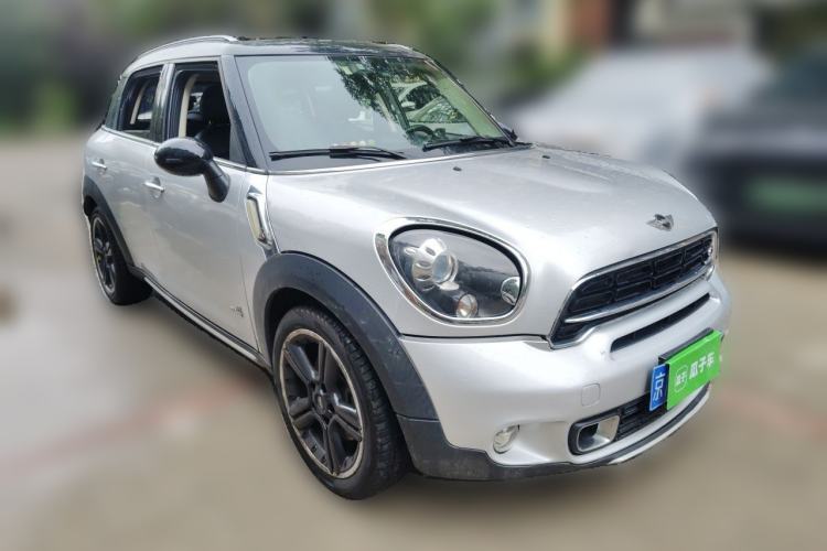 Used MINI Countryman 2016 1.6T COOPER S ALL4 Gear Enthusiast Front Right 45 Deg