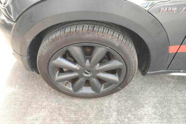 Used MINI Countryman 2016 1.6T COOPER ALL4 Park Lane Left Front Wheel Hub