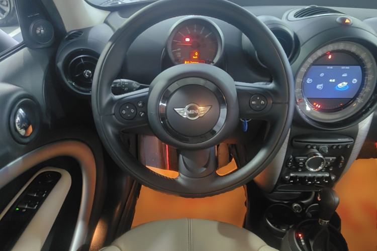 Used MINI Countryman 2016 1.6T COOPER ALL4 Park Lane Steering Wheel