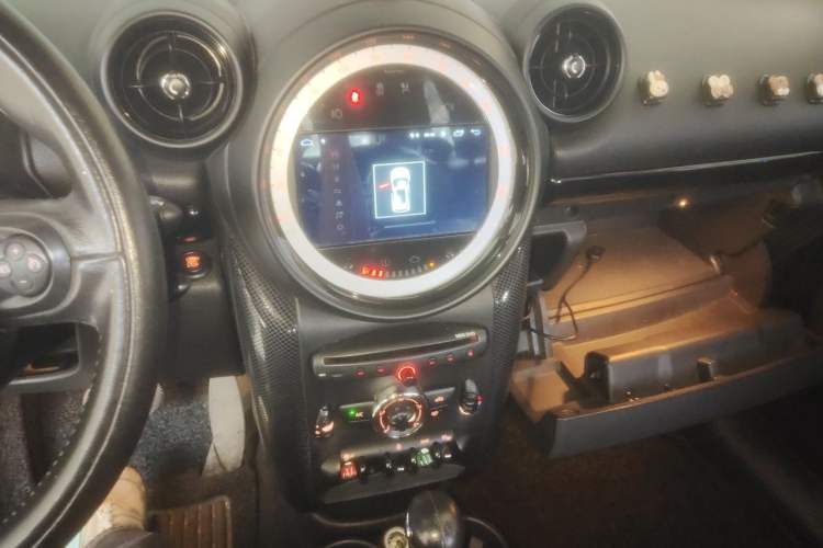 Used MINI Countryman 2016 1.6T COOPER ALL4 Fun Equipment Enthusiast Audio And AC Panel