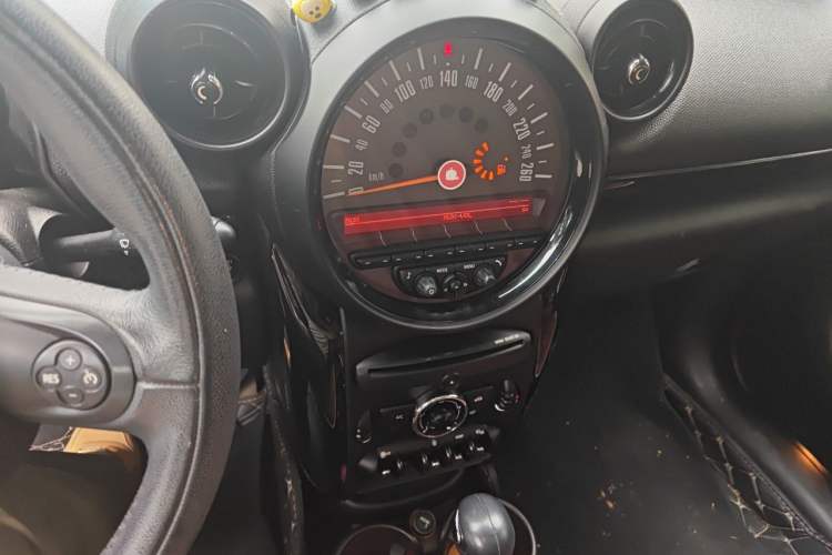Used MINI Countryman 2016 1.6T COOPER ALL4 Fun Equipment Enthusiast Audio And AC Panel