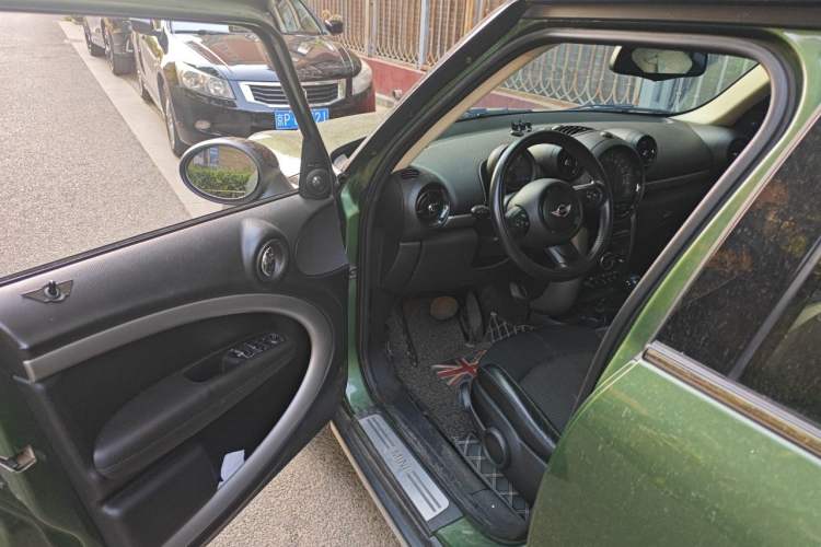 Used MINI Countryman 2016 1.6T COOPER ALL4 Fun Equipment Enthusiast Driver Seat