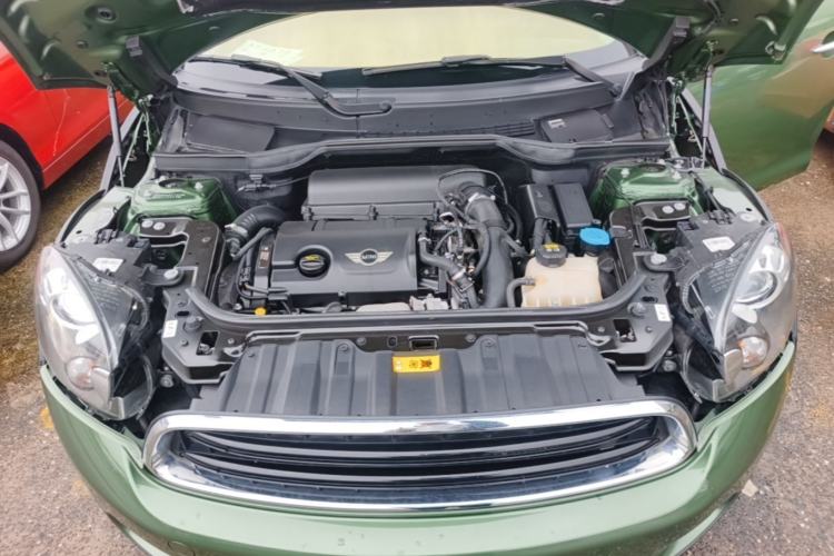 Used MINI Countryman 2016 1.6T COOPER ALL4 Fun Equipment Enthusiast Engine Bay