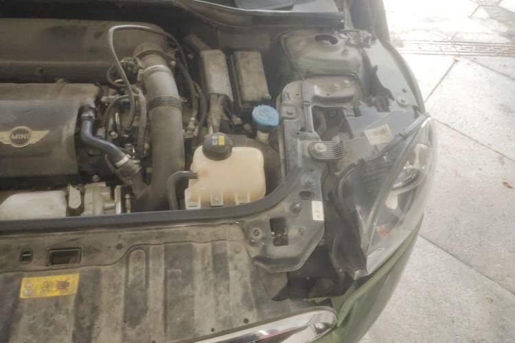 Used MINI Countryman 2016 1.6T COOPER ALL4 Fun Equipment Enthusiast Engine Bay Left