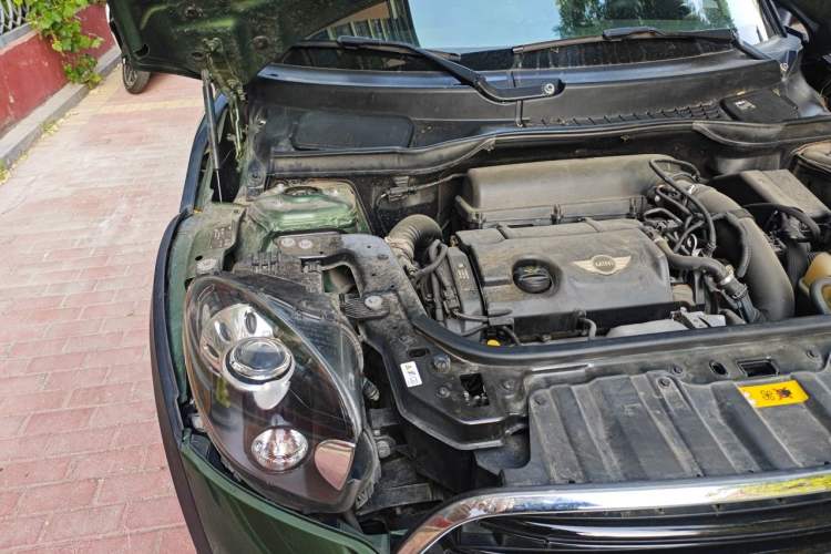 Used MINI Countryman 2016 1.6T COOPER ALL4 Fun Equipment Enthusiast Engine Bay Right