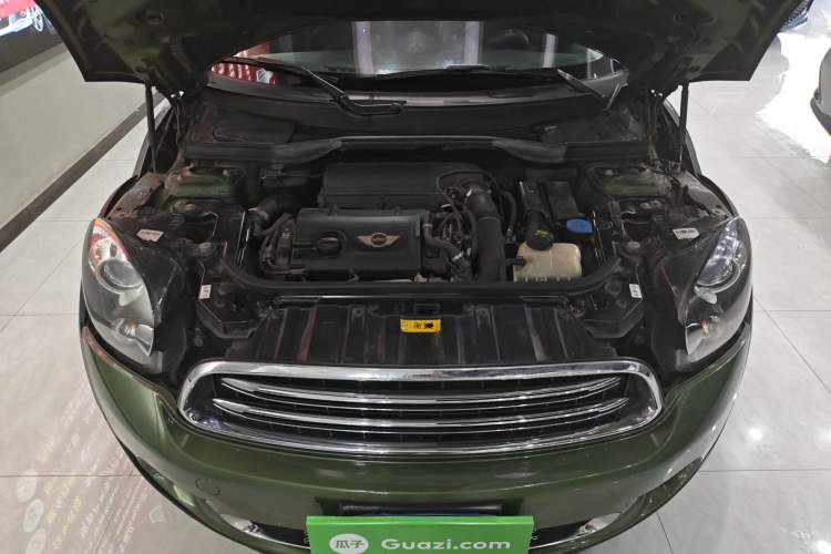 Used MINI Countryman 2016 1.6T COOPER ALL4 Fun Equipment Enthusiast Engine Bay