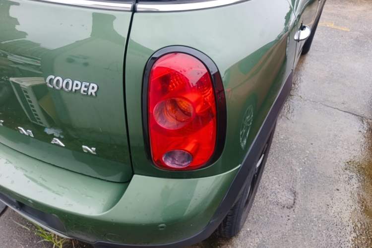 Used MINI Countryman 2016 1.6T COOPER ALL4 Fun Equipment Enthusiast Exterior 3