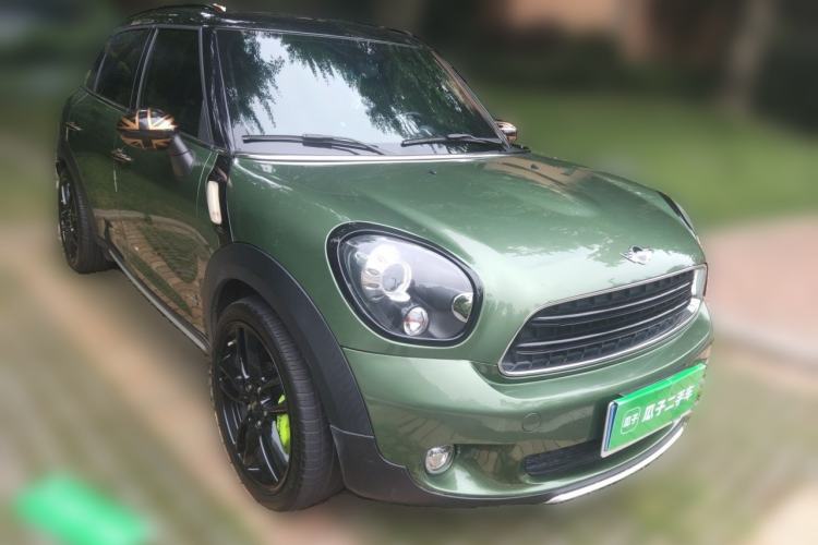 Used MINI Countryman 2016 1.6T COOPER ALL4 Fun Equipment Enthusiast Front Right 45 Deg