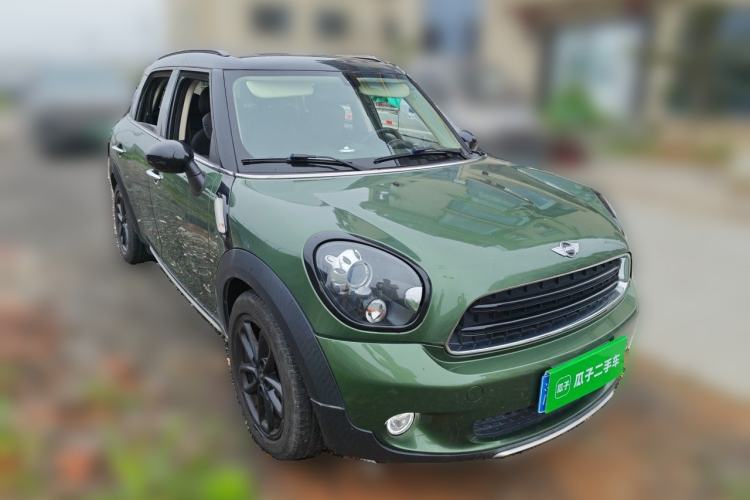 Used MINI Countryman 2016 1.6T COOPER ALL4 Fun Equipment Enthusiast Front Right 45 Deg