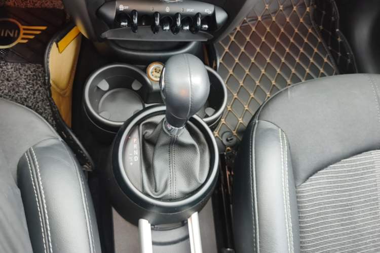Used MINI Countryman 2016 1.6T COOPER ALL4 Fun Equipment Enthusiast Gear Lever