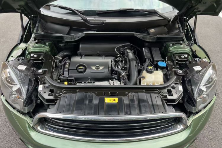 Used MINI Countryman 2016 1.6T COOPER ALL4 Fun Equipment Enthusiast Interior 6