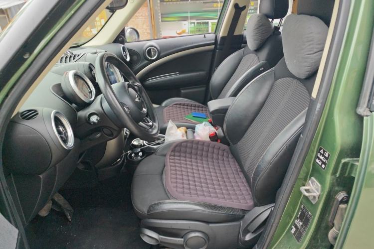 Used MINI Countryman 2016 1.6T COOPER ALL4 Fun Equipment Enthusiast Left Front Seat