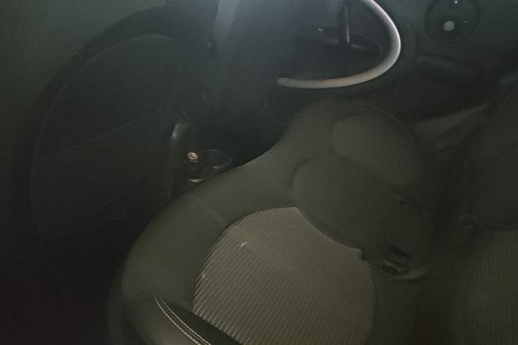 Used MINI Countryman 2016 1.6T COOPER ALL4 Fun Equipment Enthusiast Left Rear Seat
