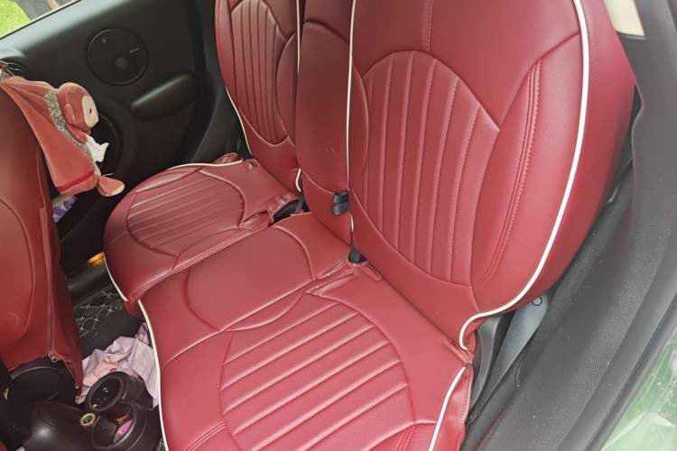 Used MINI Countryman 2016 1.6T COOPER ALL4 Fun Equipment Enthusiast Left Rear Seat