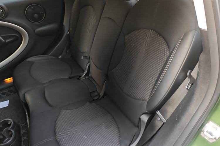 Used MINI Countryman 2016 1.6T COOPER ALL4 Fun Equipment Enthusiast Left Rear Seat
