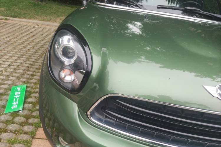 Used MINI Countryman 2016 1.6T COOPER ALL4 Fun Equipment Enthusiast Right Front Headlight