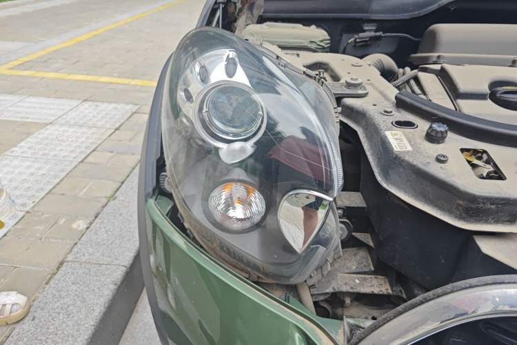 Used MINI Countryman 2016 1.6T COOPER ALL4 Fun Equipment Enthusiast Right Front Headlight