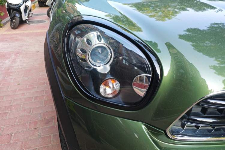 Used MINI Countryman 2016 1.6T COOPER ALL4 Fun Equipment Enthusiast Right Front Headlight