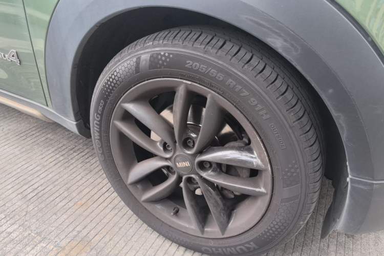 Used MINI Countryman 2016 1.6T COOPER ALL4 Fun Equipment Enthusiast Right Front Wheel Hub