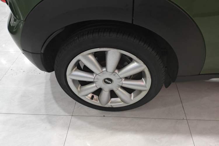 Used MINI Countryman 2016 1.6T COOPER ALL4 Fun Equipment Enthusiast Right Rear Wheel Hub