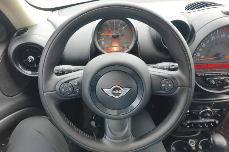 Used MINI Countryman 2016 1.6T COOPER ALL4 Fun Equipment Enthusiast Steering Wheel