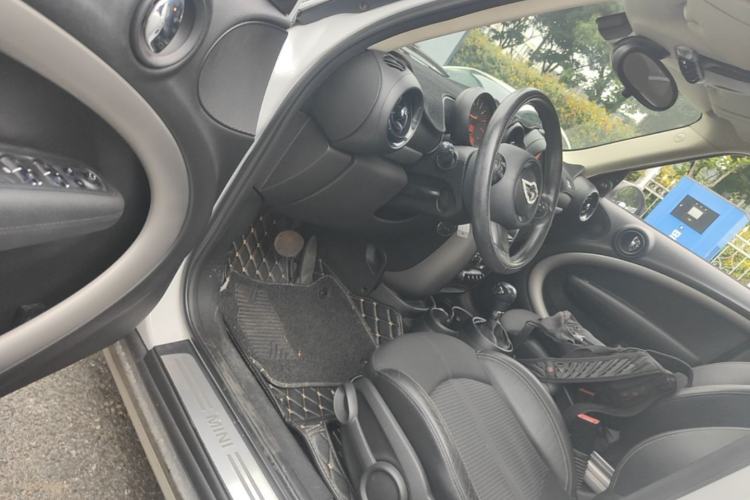 Used MINI Countryman 2016 1.6T COOPER ALL4 Fun Equipment Enthusiast Driver Seat