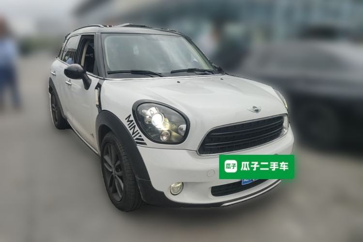 Used MINI Countryman 2016 1.6T COOPER ALL4 Fun Equipment Enthusiast Front Right 45 Deg