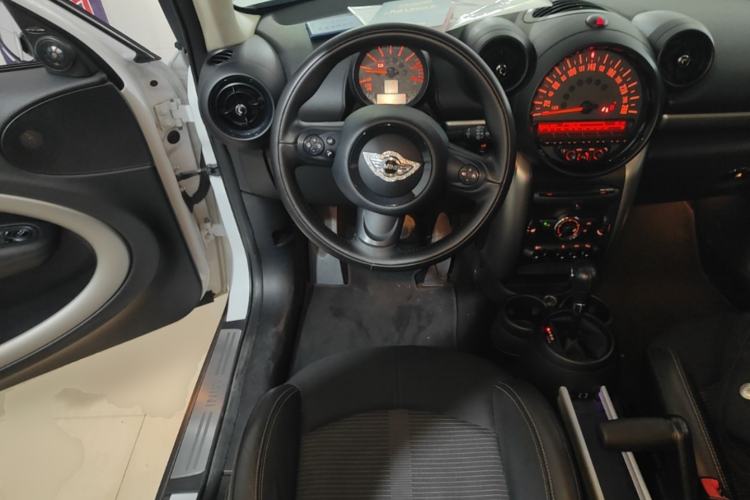 Used MINI Countryman 2016 1.6T COOPER ALL4 Fun Equipment Enthusiast Steering Wheel