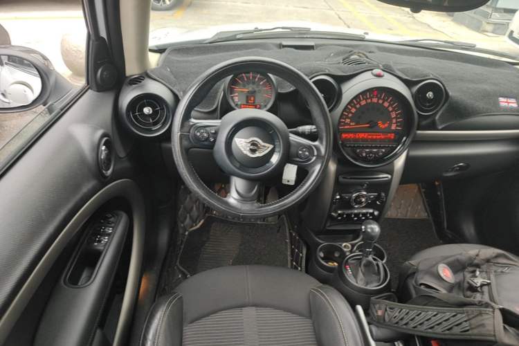 Used MINI Countryman 2016 1.6T COOPER ALL4 Fun Equipment Enthusiast Steering Wheel