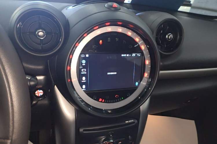 Used MINI Countryman 2016 1.6T COOPER ALL4 Fun Equipment Enthusiast Audio And AC Panel