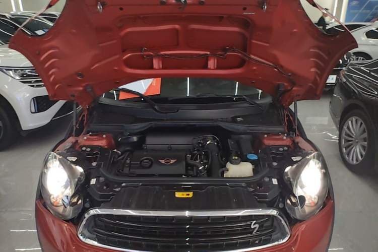 Used MINI Countryman 2016 1.6T COOPER ALL4 Fun Equipment Enthusiast Engine Bay