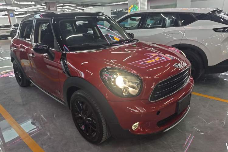 Used MINI Countryman 2016 1.6T COOPER ALL4 Fun Equipment Enthusiast Front Right 45 Deg