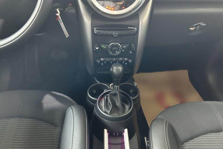 Used MINI Countryman 2016 1.6T COOPER ALL4 Fun Equipment Enthusiast Gear Lever