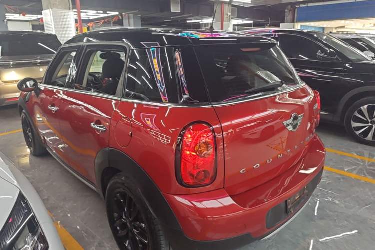 Used MINI Countryman 2016 1.6T COOPER ALL4 Fun Equipment Enthusiast Rear Left 45 Deg
