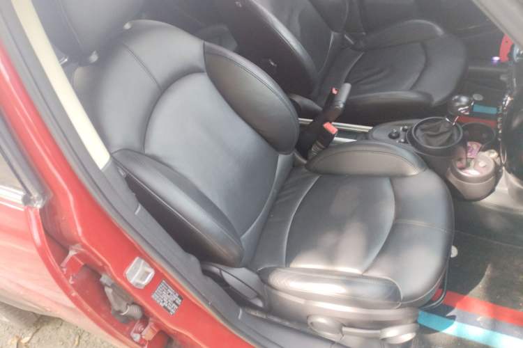 Used MINI Countryman 2016 1.6T COOPER ALL4 Excitement Edition Enthusiast Right Front Seat