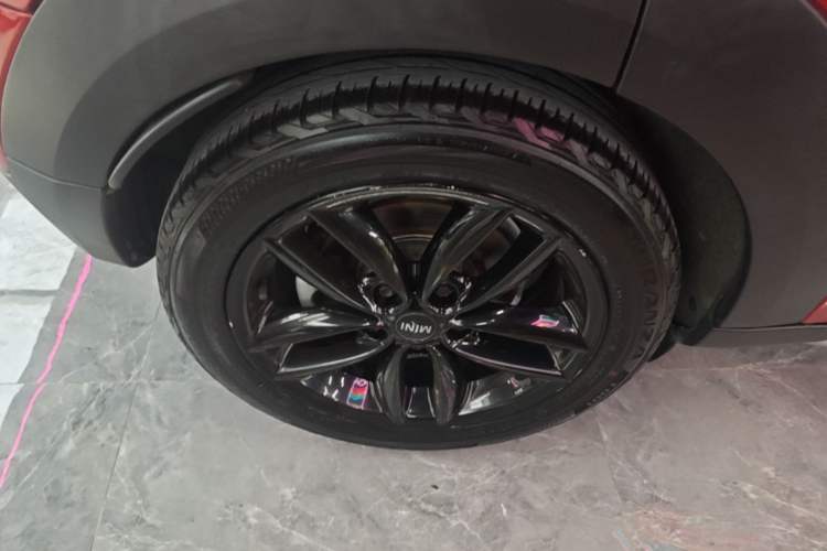 Used MINI Countryman 2016 1.6T COOPER ALL4 Fun Equipment Enthusiast Right Rear Wheel Hub