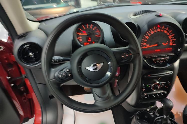 Used MINI Countryman 2016 1.6T COOPER ALL4 Fun Equipment Enthusiast Steering Wheel