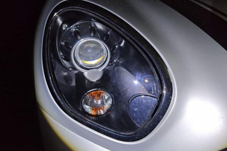 Used MINI Countryman 2016 1.6T COOPER S ALL4 Gear Enthusiast Right Front Headlight
