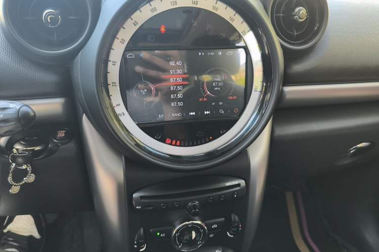 Used MINI Countryman 2016 1.6T COOPER ALL4 Fun Equipment Enthusiast Audio And AC Panel