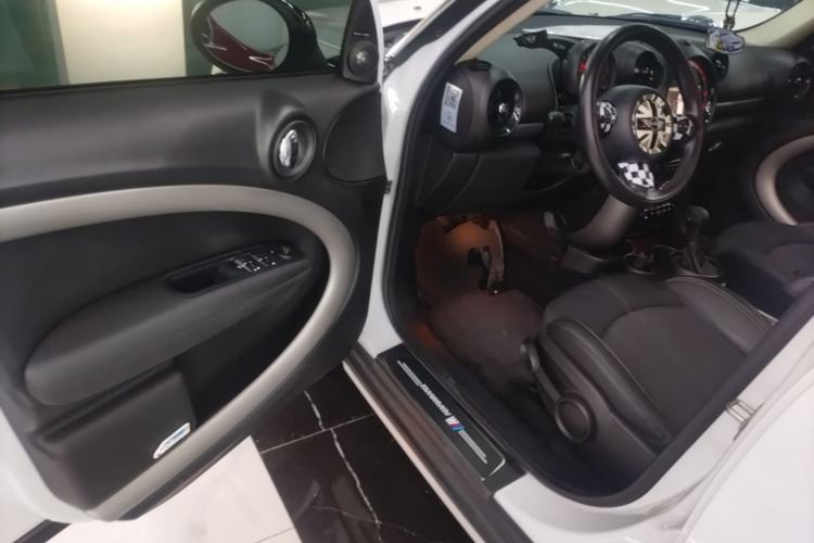 Used MINI Countryman 2016 1.6T COOPER ALL4 Fun Equipment Enthusiast Driver Seat