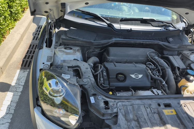 Used MINI Countryman 2016 1.6T COOPER ALL4 Fun Equipment Enthusiast Engine Bay Right