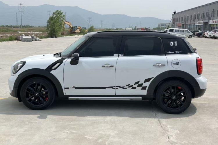 Used MINI Countryman 2016 1.6T COOPER ALL4 Fun Equipment Enthusiast Exterior 12
