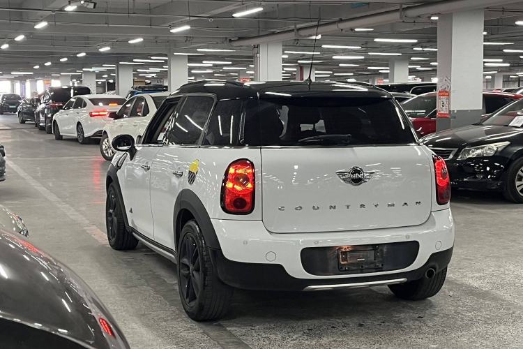 Used MINI Countryman 2016 1.6T COOPER ALL4 Fun Equipment Enthusiast Exterior 3