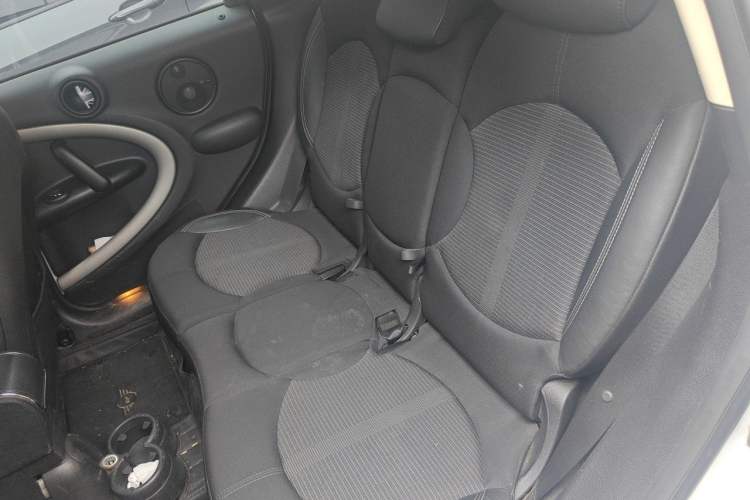 Used MINI Countryman 2016 1.6T COOPER ALL4 Fun Equipment Enthusiast Left Rear Seat