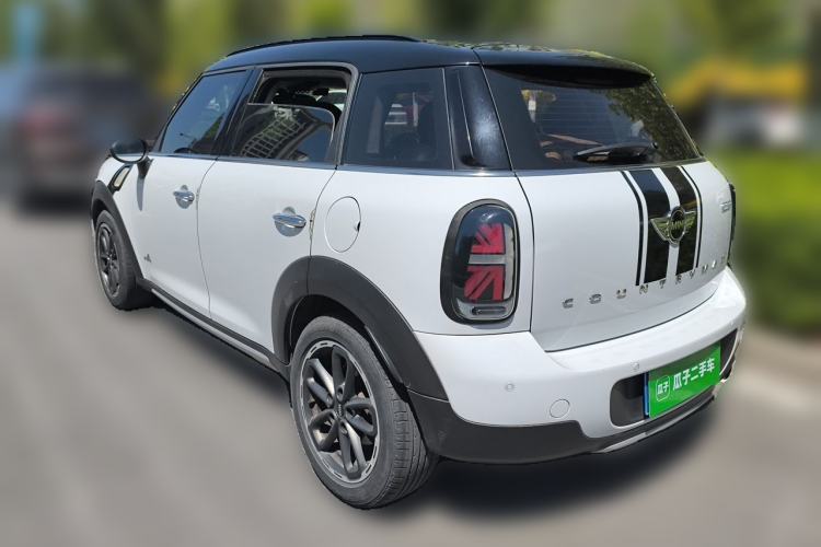 Used MINI Countryman 2016 1.6T COOPER ALL4 Fun Equipment Enthusiast Rear Left 45 Deg